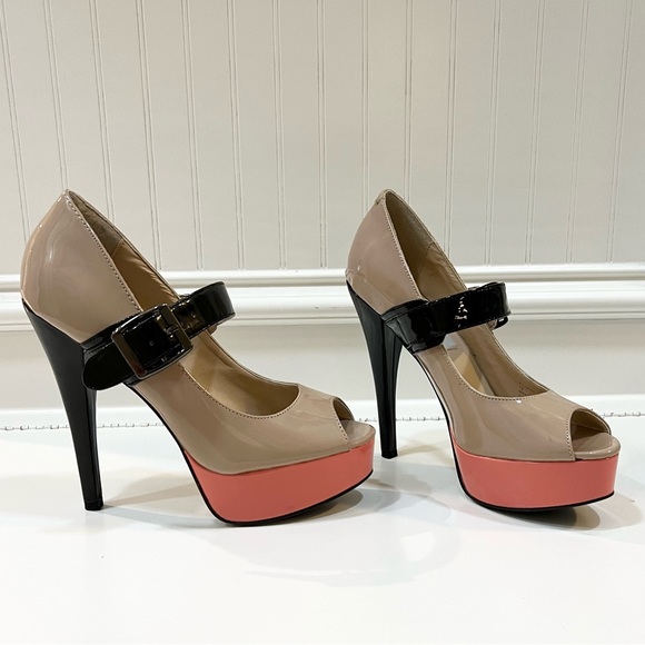 Steve Madden Patent Leather Platform Heels - Picture 2 of 7